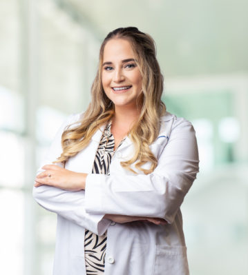 Headshot photo of Hannah Bloom, PA