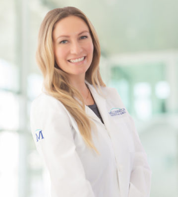 headshot photo of Kara Lomski, APRN